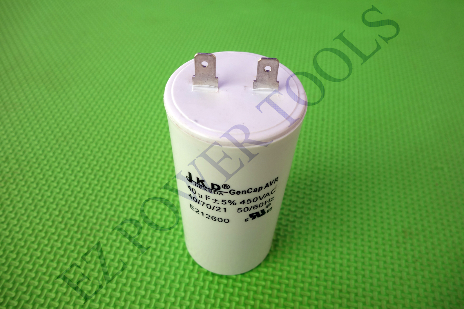 generator capacitor voltage regulator